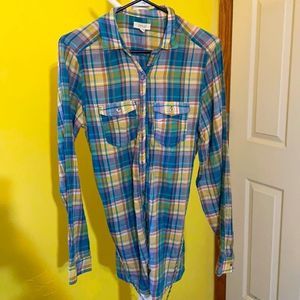 Aerie distressed sized M plaid button down